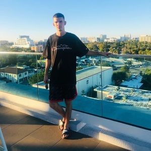 Meet your Posher, Ivanciny